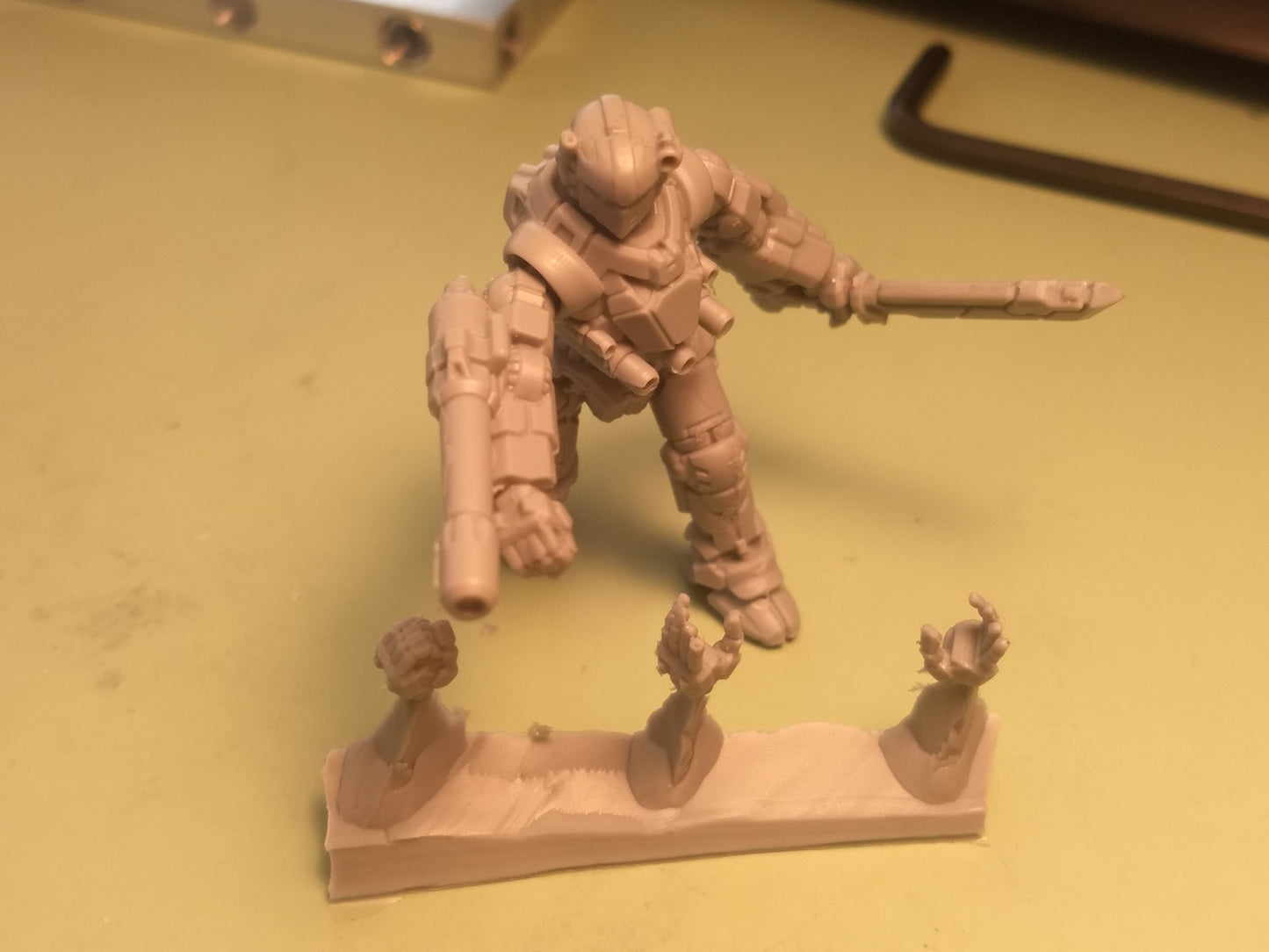 BattleTech: Black Knight (Premium Miniature)
